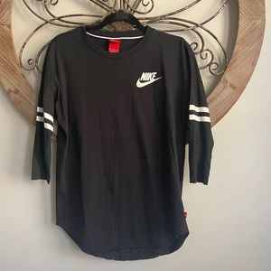 Sz M Nike Women’s Tee Spirit Jersey Just Do It